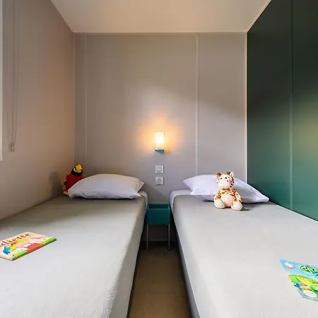 Kemping Mobil Avec Terrasse A Saint-jean-de-monts - Api-1-52-1176 Saint-Jean-de-Monts